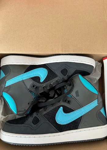 Nike Son of Force Mid