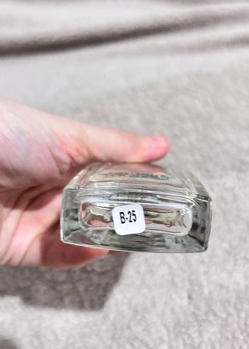 David Walker Kadın Parfümü 50 ml - Görsel 2