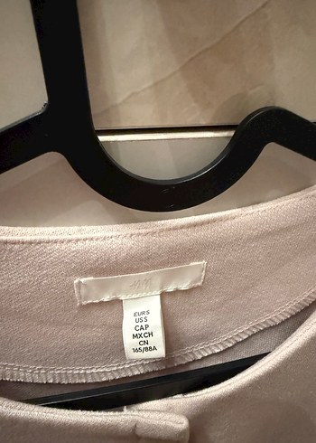 Bej Düğmeli Kadın Hırka - Görsel 2