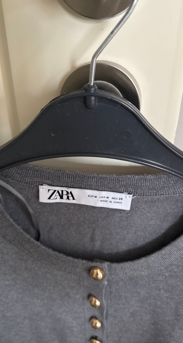 Kadın Gri Düğmeli Uzun Kollu Hırka ZARA - Görsel 2