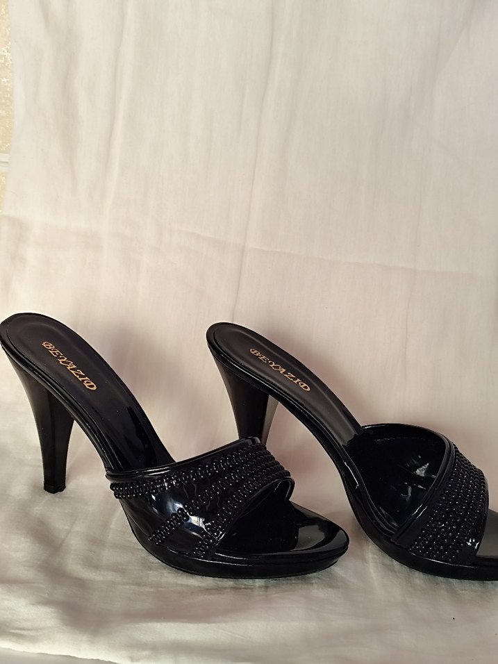 Parlak Siyah kadın ayakkabı - Görsel 5