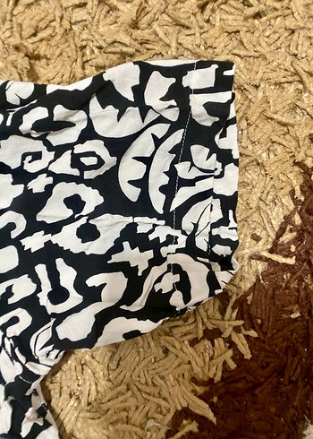 LCW siyah beyaz desenli kısa kollu gömlek - Görsel 3