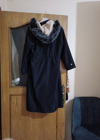 Düğmeli Siyah Kadın Uzun Mont - Görsel 2