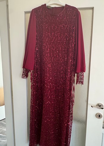 Bordo İşlemeli Uzun Kadın Abiye Elbise - Görsel 2