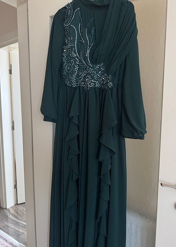 Yeşil Nakışlı Uzun Kollu Abiye Elbise - Görsel 2