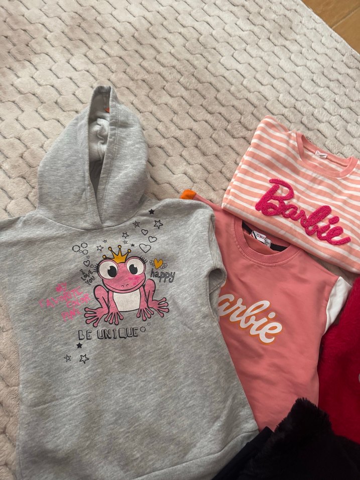 Gri Nakışlı Kürklü Sokak Stili Kedi Kıyafeti - Görsel 2