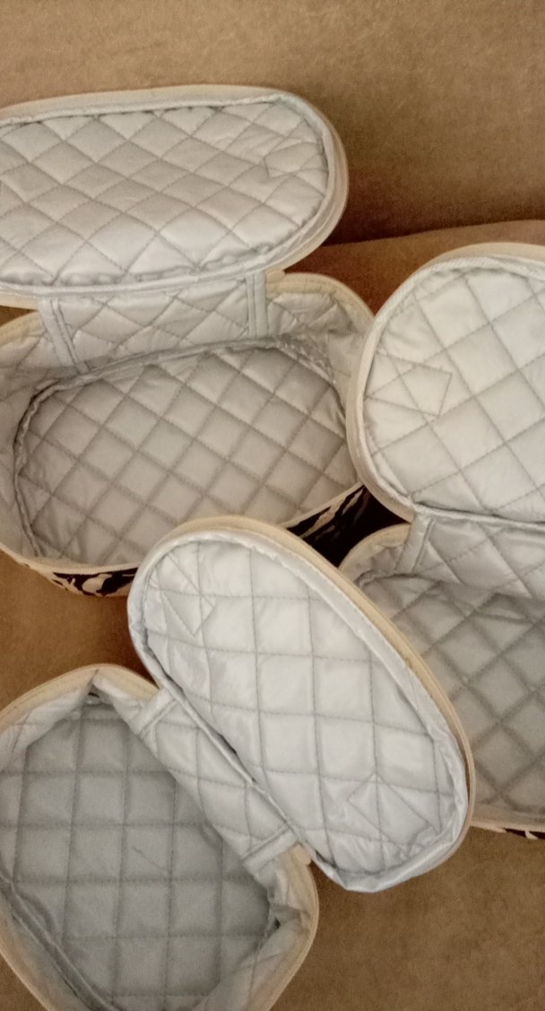 Zebra Desenli Kadın Makyaj Çantası Seti - Görsel 3