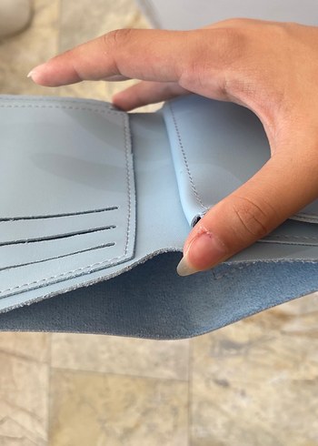 Diğer Renkli Deri Kadın Kilitli Cüzdan