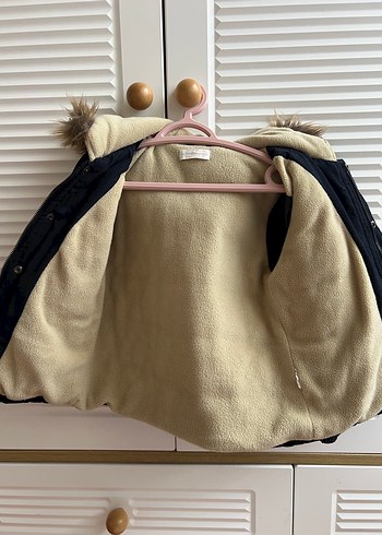 Kapüşonlu Kürklü Erkek Çocuk Kaban - Görsel 3