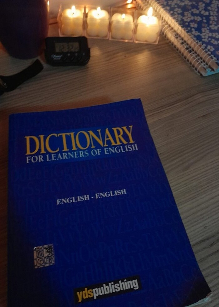 YDSPUBLİSHİNG İNGİLİZCE-İNGİLİZCE SOZLUK  - Görsel 3