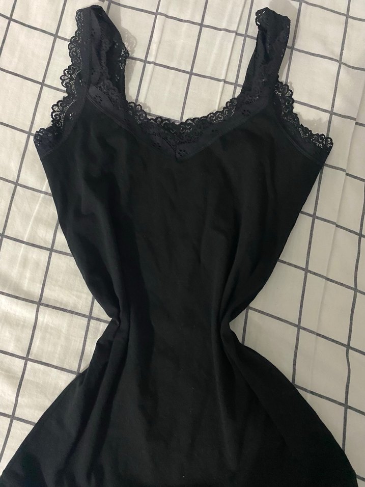 Dantel Detaylı Siyah V Yaka Kadın Body - Görsel 3