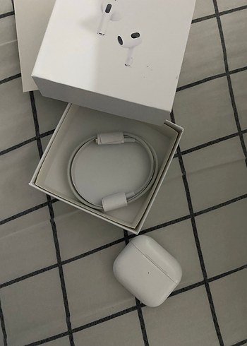 AİRPODS KULAKLIK KILIFLAR HEDİYE - Görsel 3