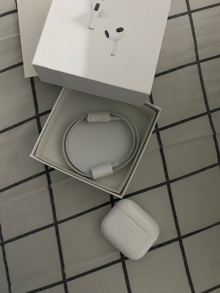 AİRPODS KULAKLIK KILIFLAR HEDİYE - Görsel 3