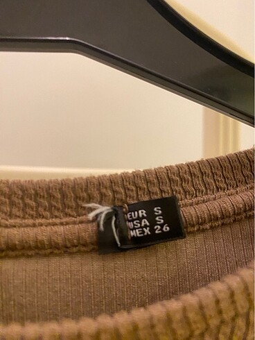 Bershka uzun kollu crop