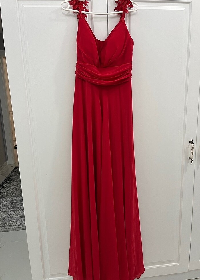 Kırmızı elbise satılık - Görsel 3