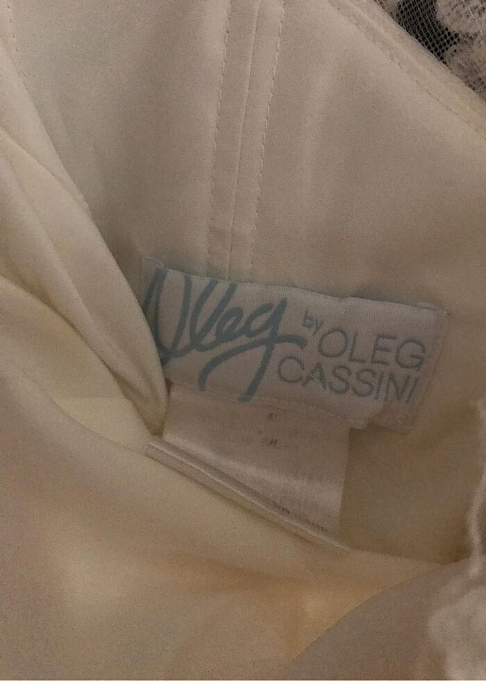 Acil satılık Oleg cassini helen model gelinlik - Görsel 5