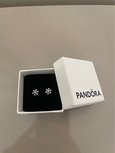 Pandora küpe