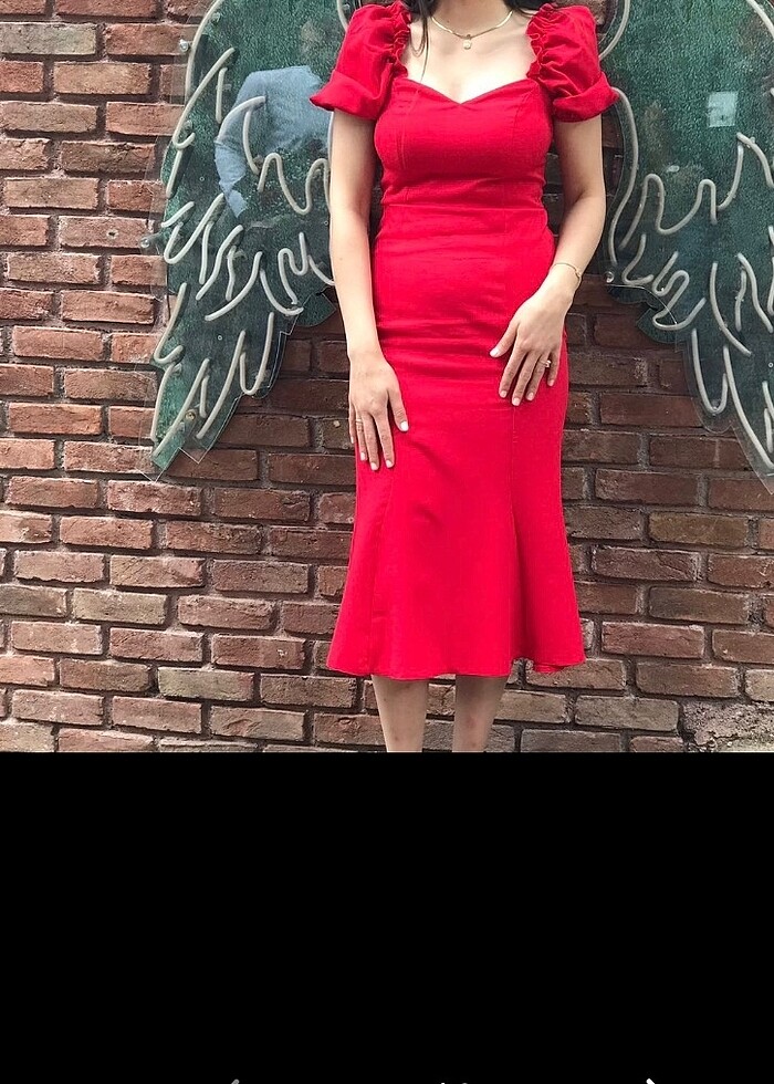 Kırmız abiye - Görsel 2