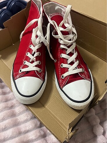 Converse kırmızı