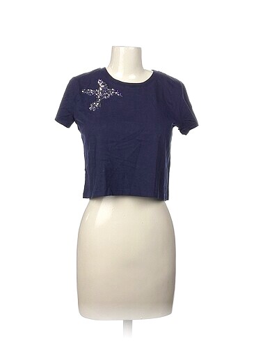 Fabrika T-shirt %70 İndirimli.