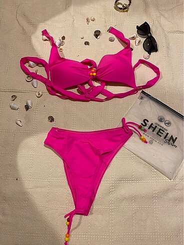Shein pembe bikini