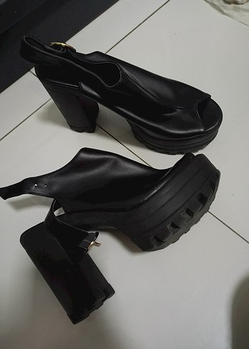 Kadın Siyah Goth Platform Topuklu Ayakkabı - Görsel 5