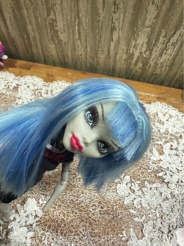 Beden Monster high Ghoulia