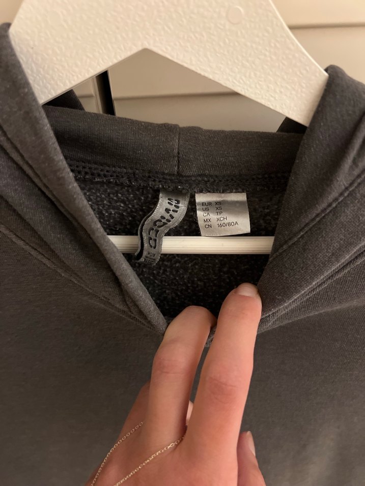 Kadın Gri Kapüşonlu Sweatshirt - Görsel 3