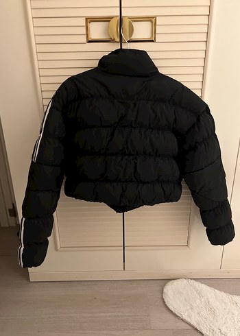 Adidas crop mont pazarlık payı vardır - Görsel 3