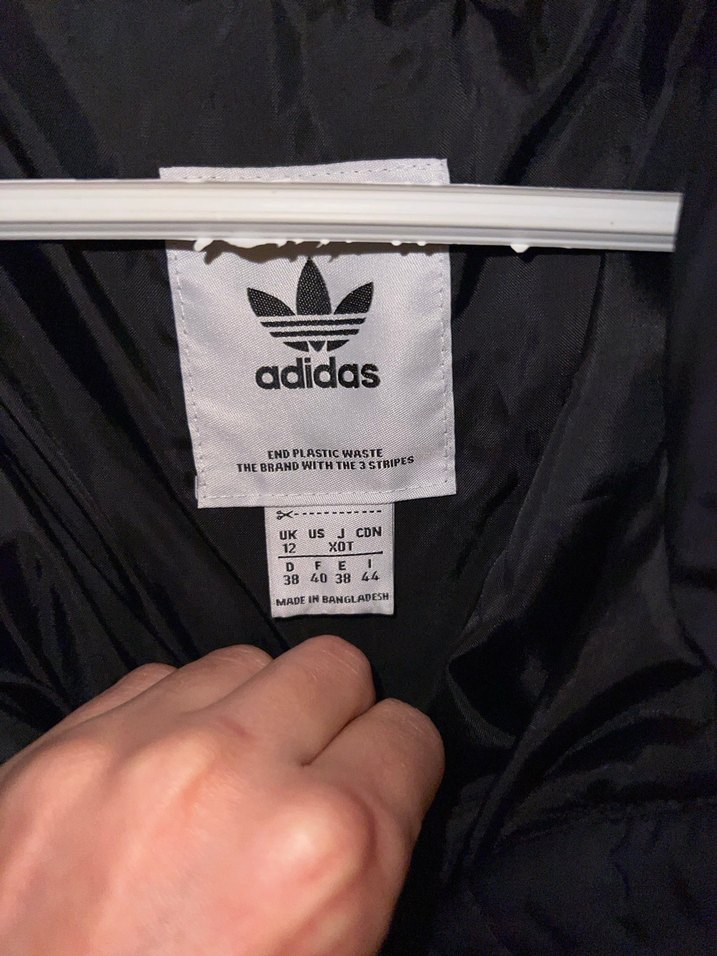 Adidas crop mont pazarlık payı vardır - Görsel 2