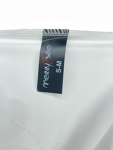 s Beden beyaz Renk Diğer T-shirt %70 İndirimli.