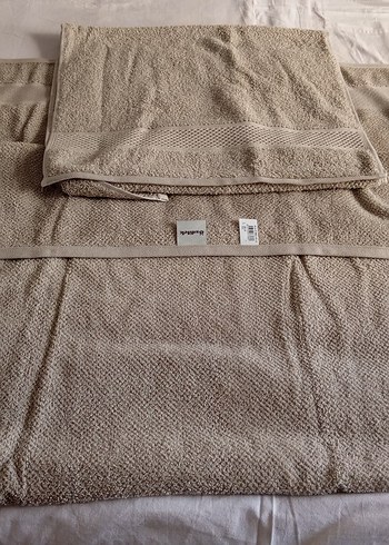 Bej Renkli Yumuşak Havlu Seti - Görsel 2