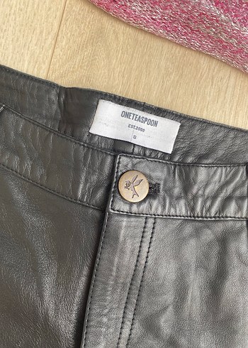 Siyah Gerçek Deri Mini Şort One Teaspoon - Görsel 4