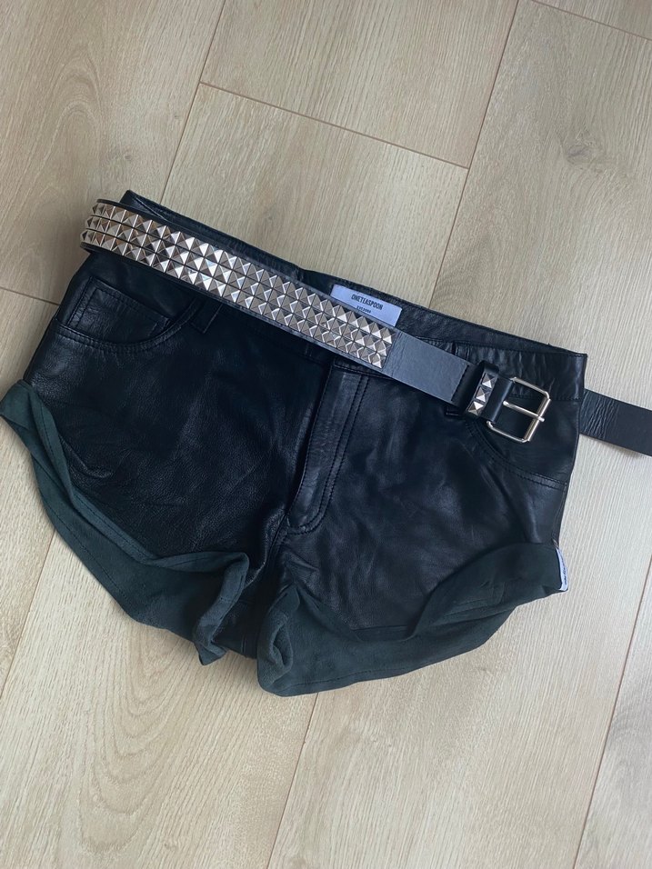 Siyah Gerçek Deri Mini Şort One Teaspoon - Görsel 2