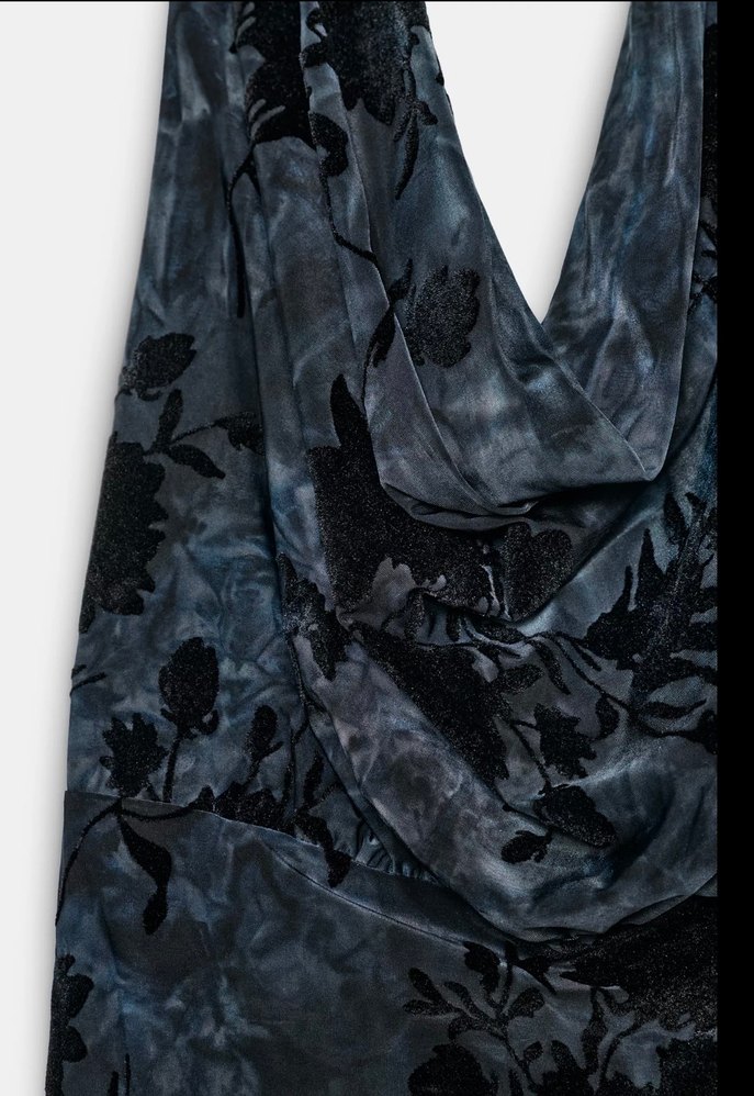 Siyah Drapeli Uzun Halter Yaka Elbise - Görsel 2