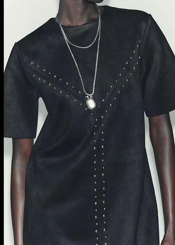 Zincir Detaylı Siyah Deri Mini Elbise - Görsel 5