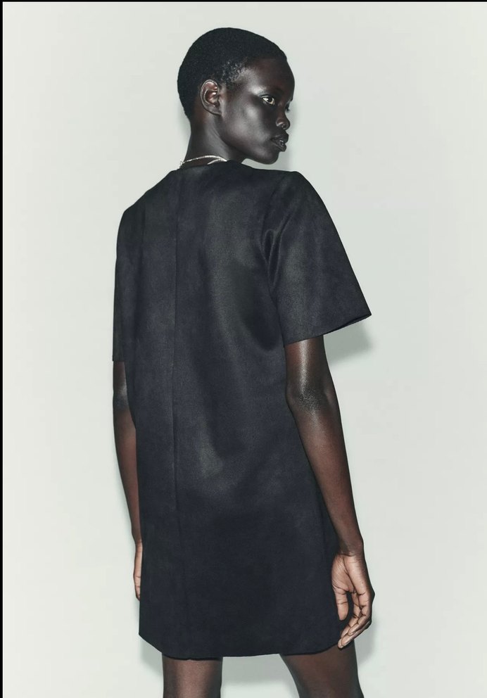 Zincir Detaylı Siyah Deri Mini Elbise - Görsel 3