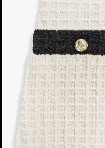 Beyaz V Yaka Kısa Triko Elbise - Görsel 4