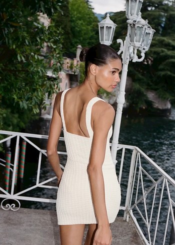 Beyaz V Yaka Kısa Triko Elbise - Görsel 2