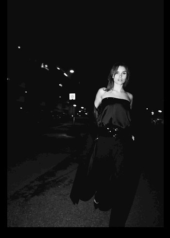 Siyah Parlak Straplez Mini Bustiyer - Görsel 3