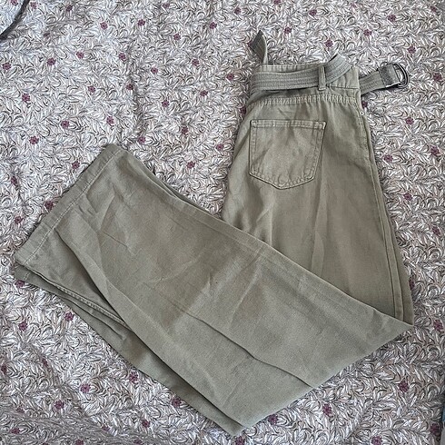 Kemerli pantolon