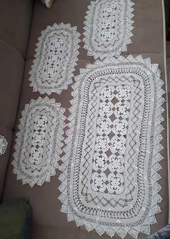 El işi Dantel Örtü Seti