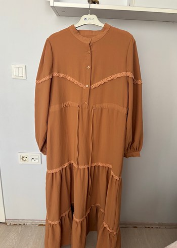 Diğer Uzun Kollu, Volan Detaylı Bej Bohem Elbise