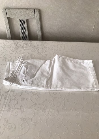 28 Beden beyaz Renk LCW Jeans Kadın Beyaz şort