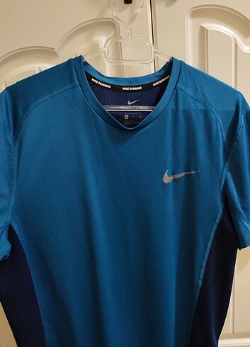 Nike spor tişört 