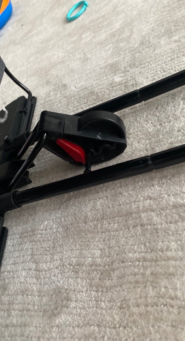 Gri Bebek Kanguru Sling oyuncak aparatı kırıldı - Görsel 3