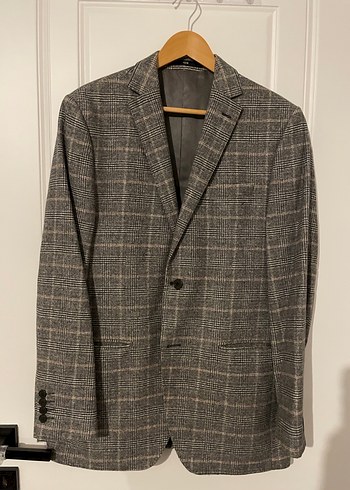 Erkek Gri Düğmeli Klasik Kesim Takım Elbise - Görsel 6