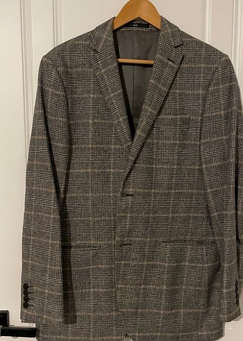 Erkek Gri Düğmeli Klasik Kesim Takım Elbise - Görsel 2