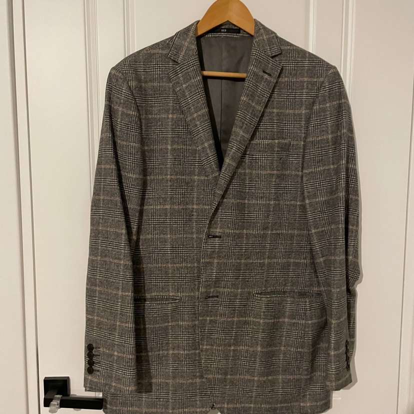 Erkek Gri Düğmeli Klasik Kesim Takım Elbise - Görsel 2