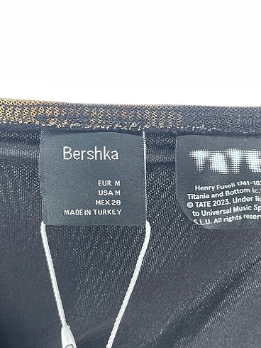 m Beden çeşitli Renk Bershka Uzun Elbise %70 İndirimli.